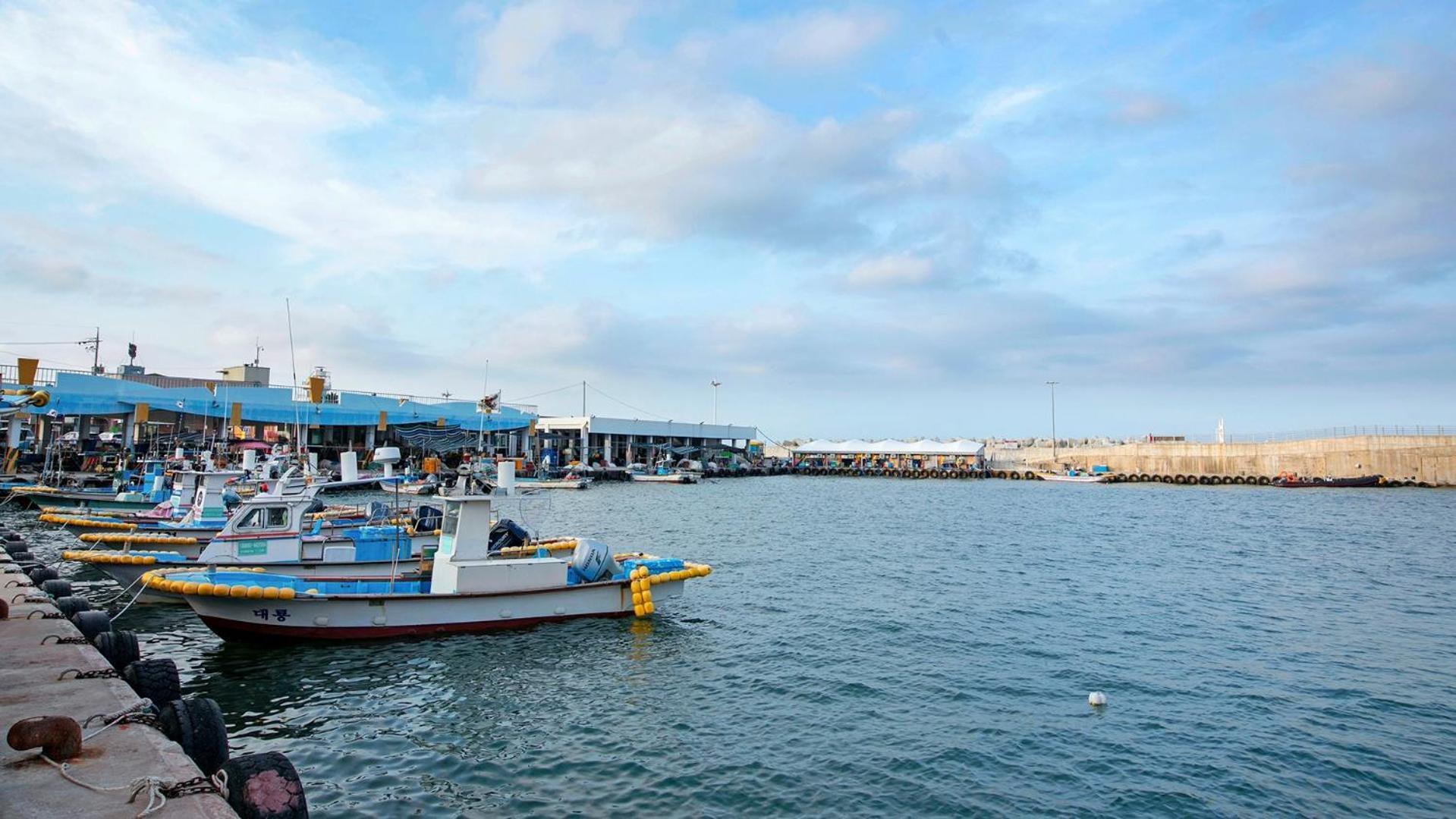 Gangneung Jumunjin Lighthouse Pension Esterno foto